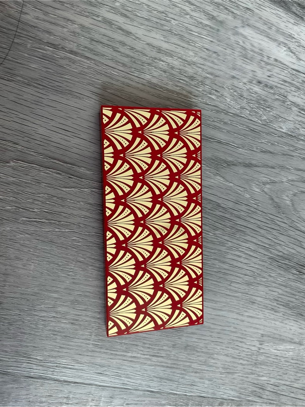 Estee Lauder Eyeshadow Palette - Red and Gold Patterned Case